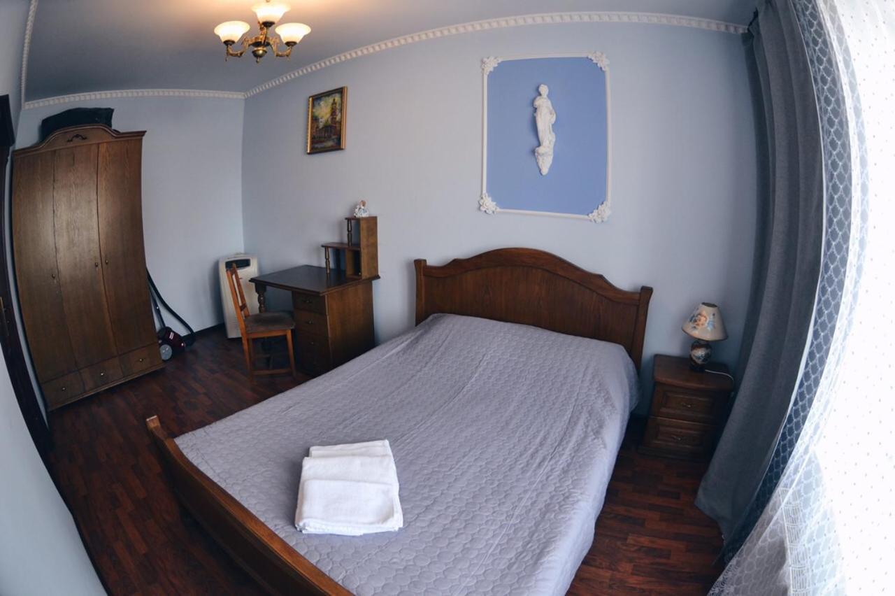 3-Room Apartments In Central City Lvov Exteriér fotografie